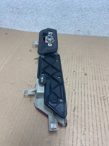 2002 to 2005 BMW 7-Series 745i 760i Left Driver Rear Inner Tail Light Oem I598510