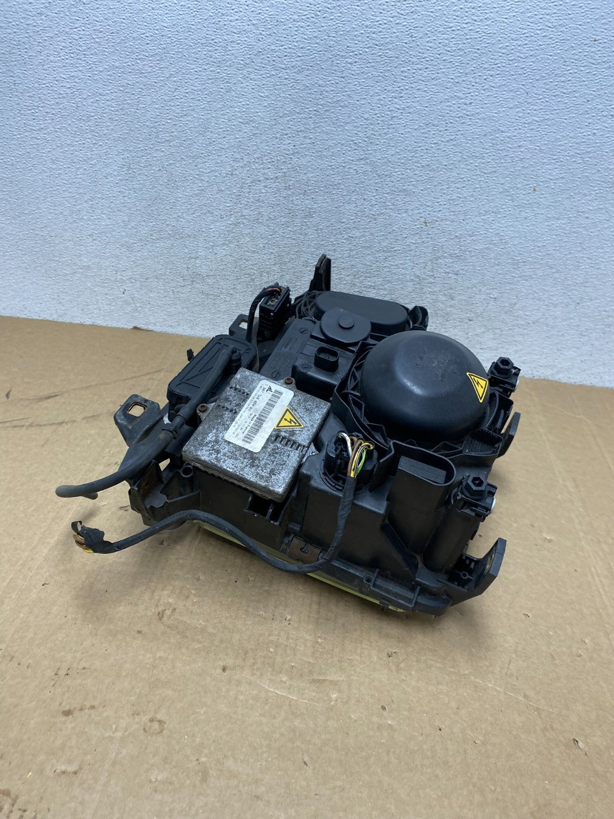 2003 - 2004 Land Rover Range Rover Right Passenger Headlight Xenon HID AF9982 DW6