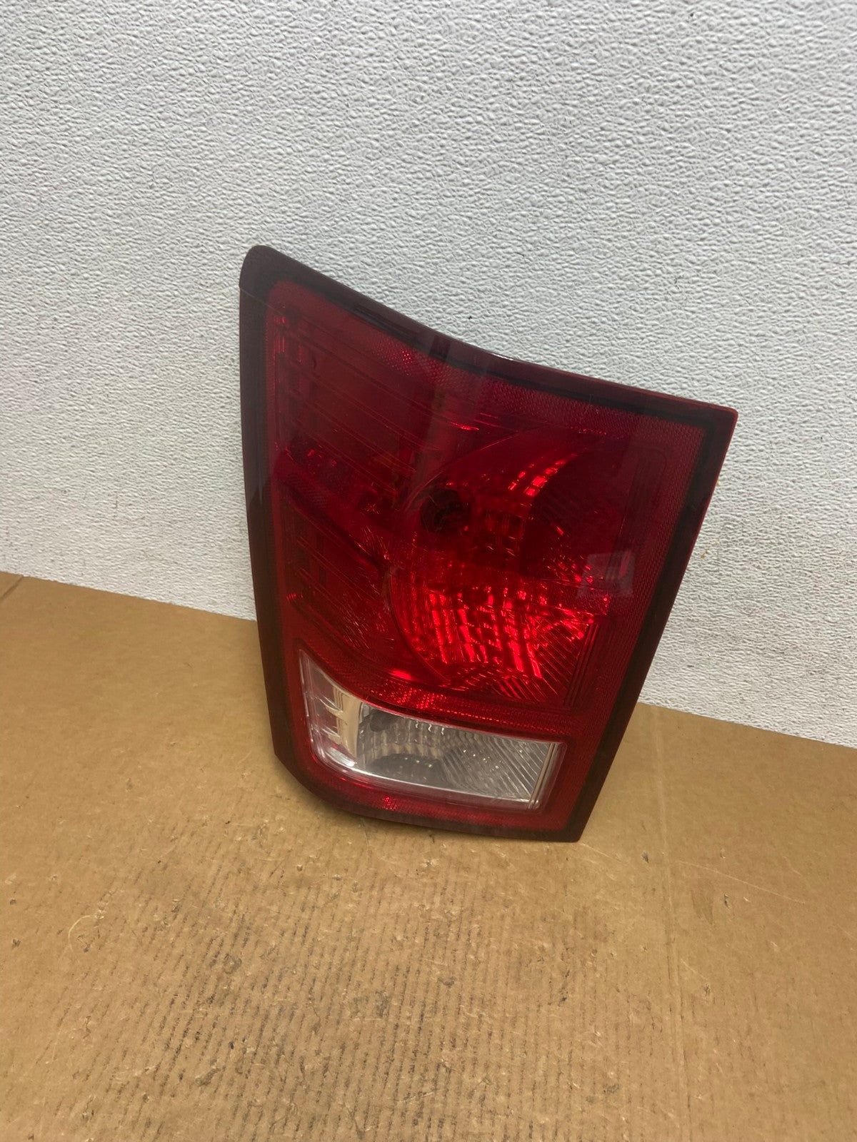 2007 to 2010 Jeep Grand Cherokee Left Driver Lh Tail Light AE0442 LK0