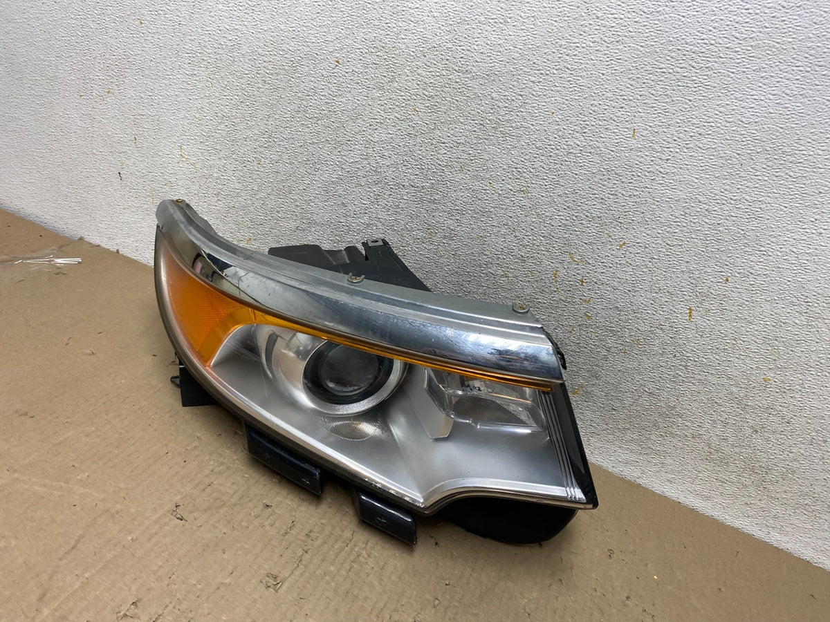 2011 to 2014 Ford Edge Front Right Passenger Headlight Halogen AH7626 DW2