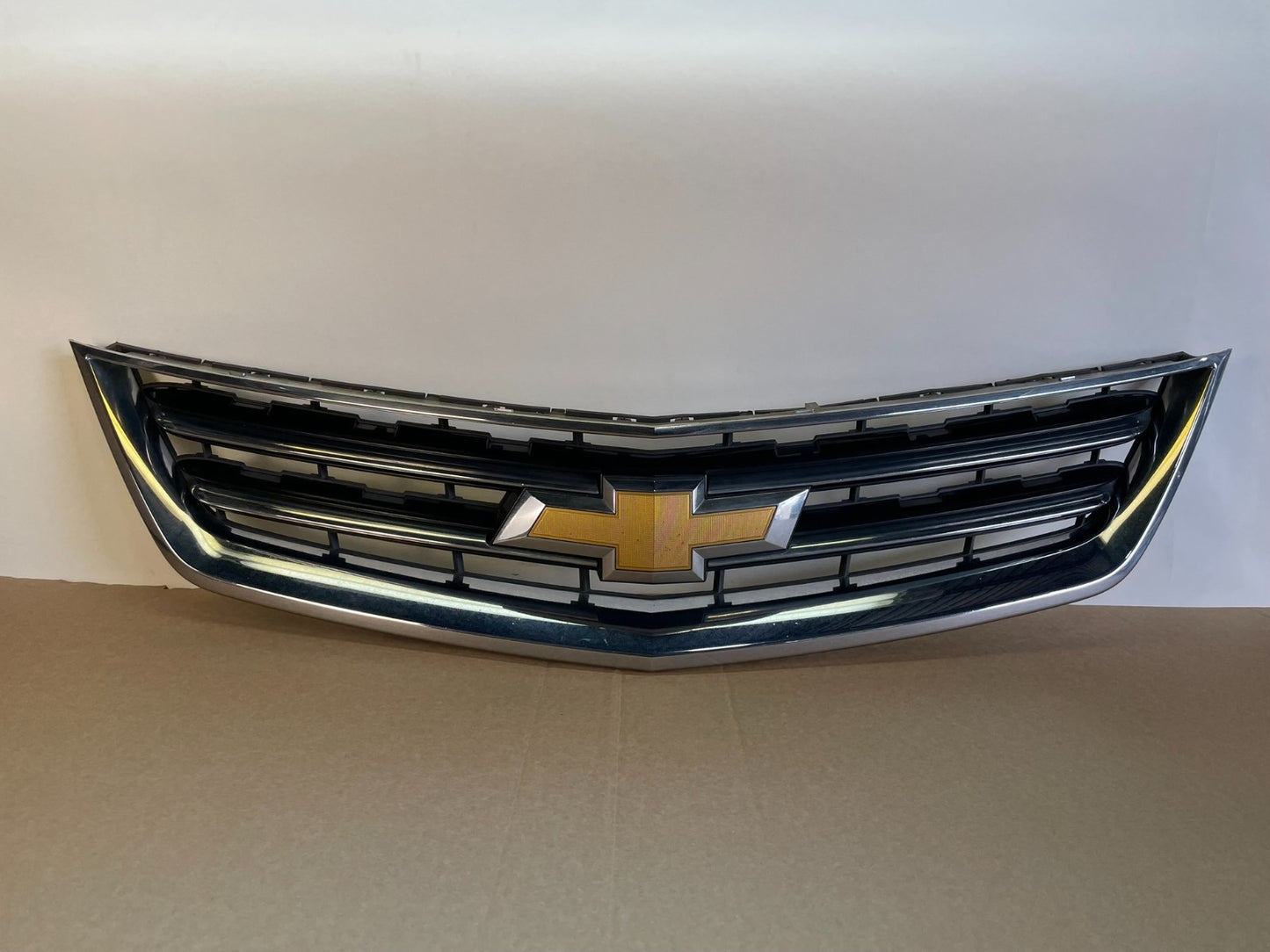 2014 2015 2016 Chevrolet Impala Front Upper Grill Grille AG9972 DG0