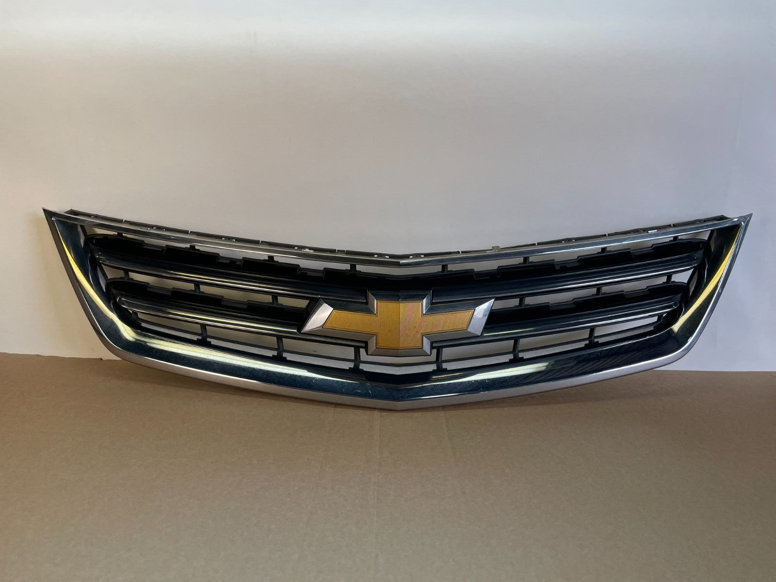 2014 2015 2016 Chevrolet Impala Front Upper Grill Grille AG9972 DG0