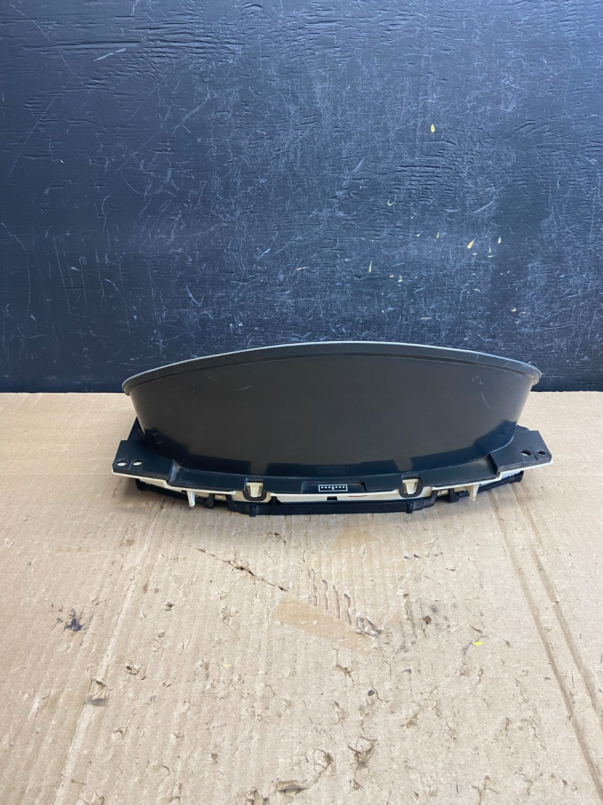 2004 to 2007 Chevrolet Express Speedometer Cluster Gauge AE2013 DG3