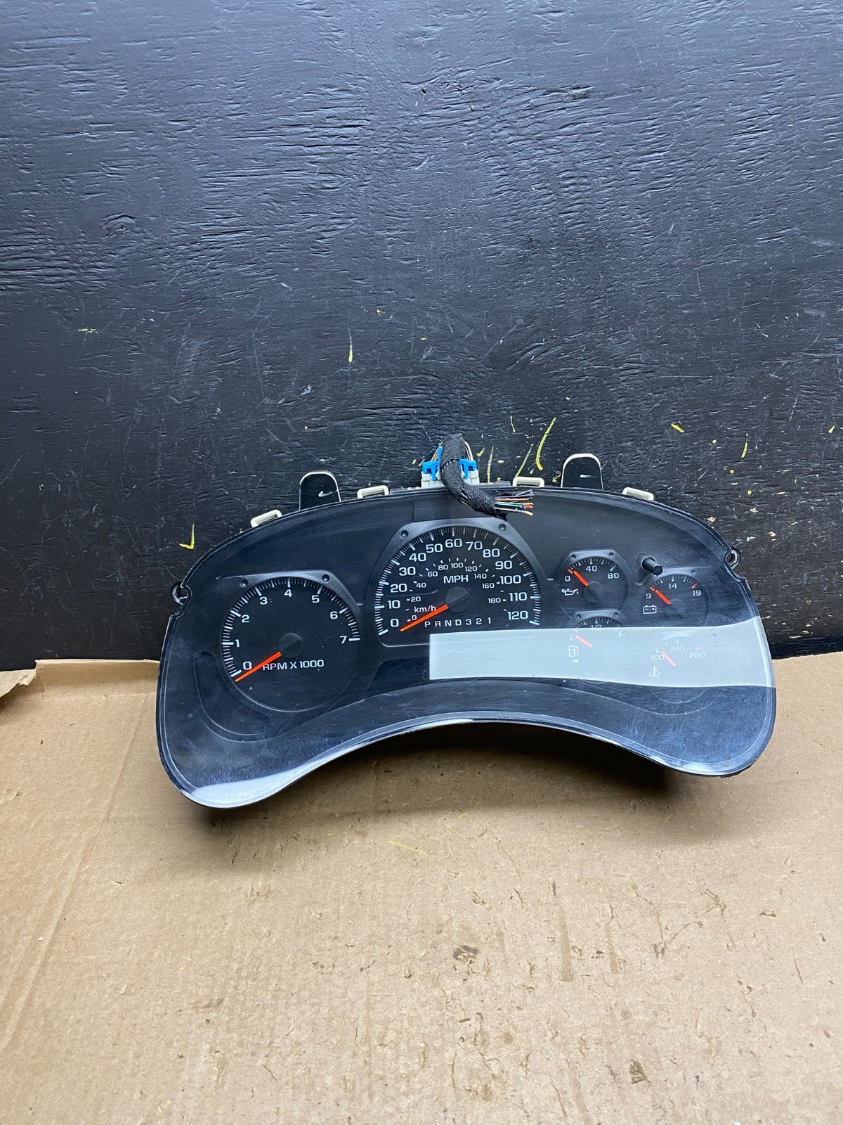 2003 Oldsmobile Bravada Speedometer Cluster Gauge OEM  Z1791 DG0