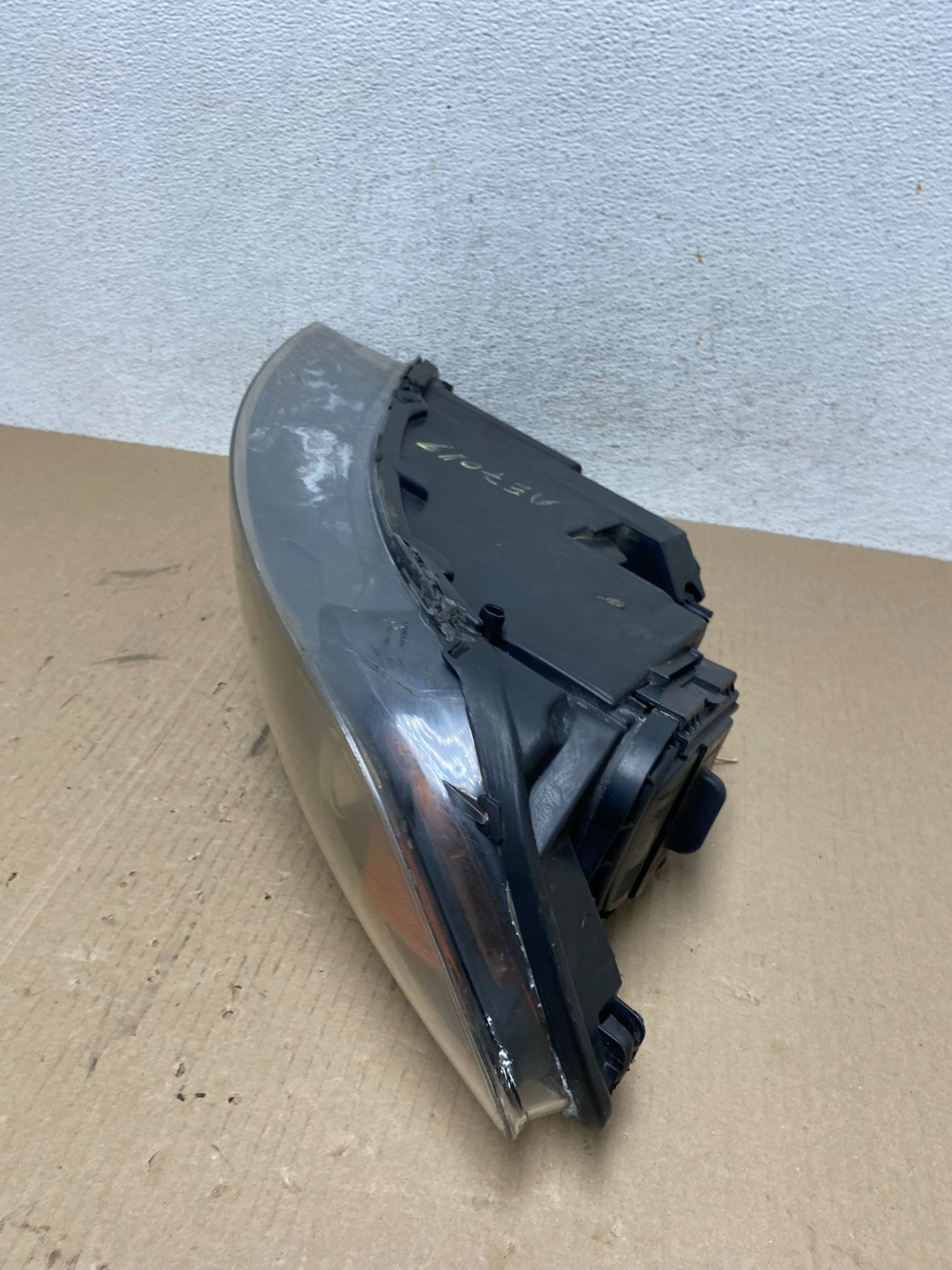 2007- 2009 Audi Q7 Right Passenger RH Side Black Halogen Headlight AE7019 DW6