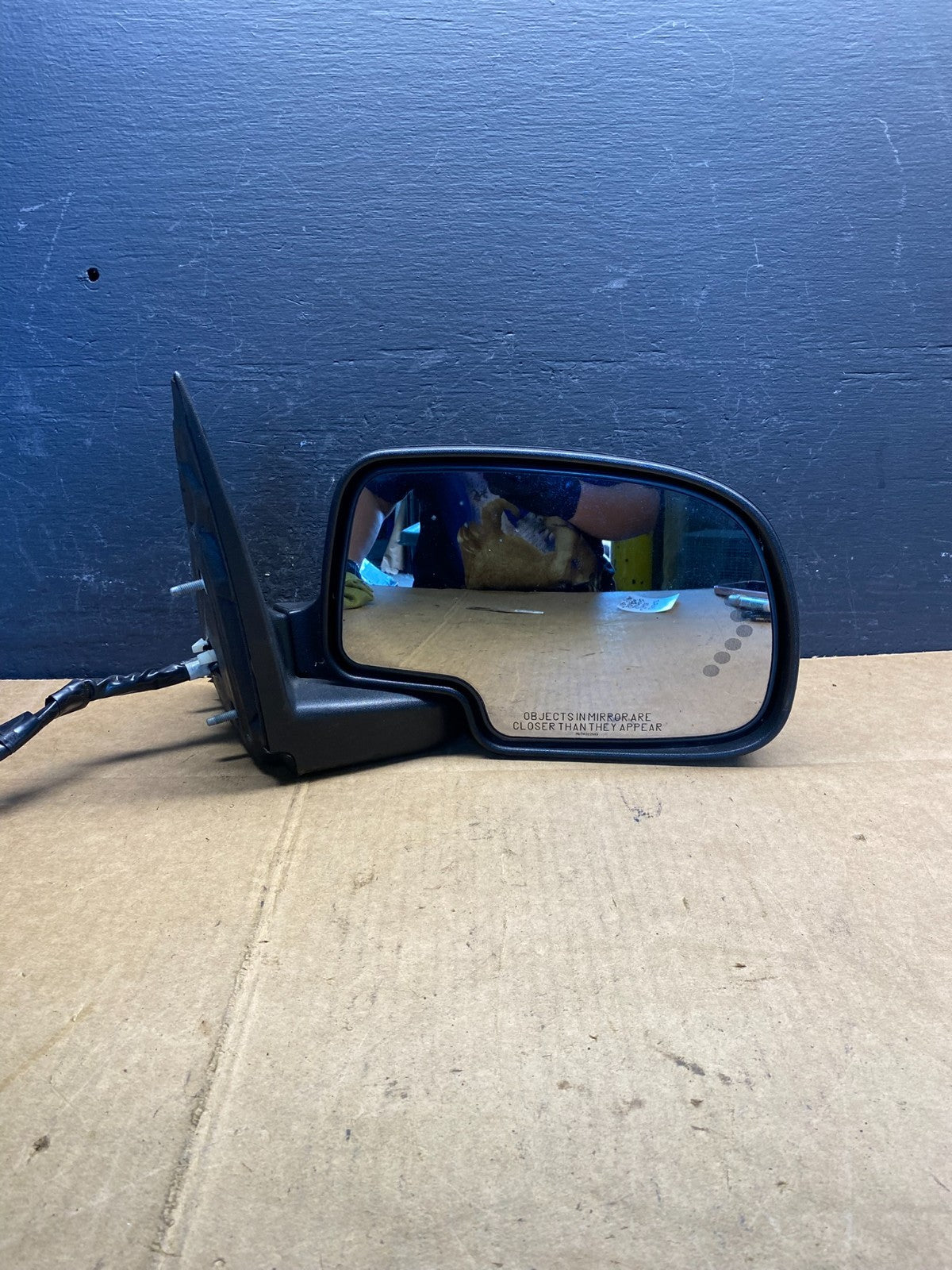 2003-2006 Chevrolet Tahoe Suburban Right Passenger Turn Door Mirror AD4819 DG9