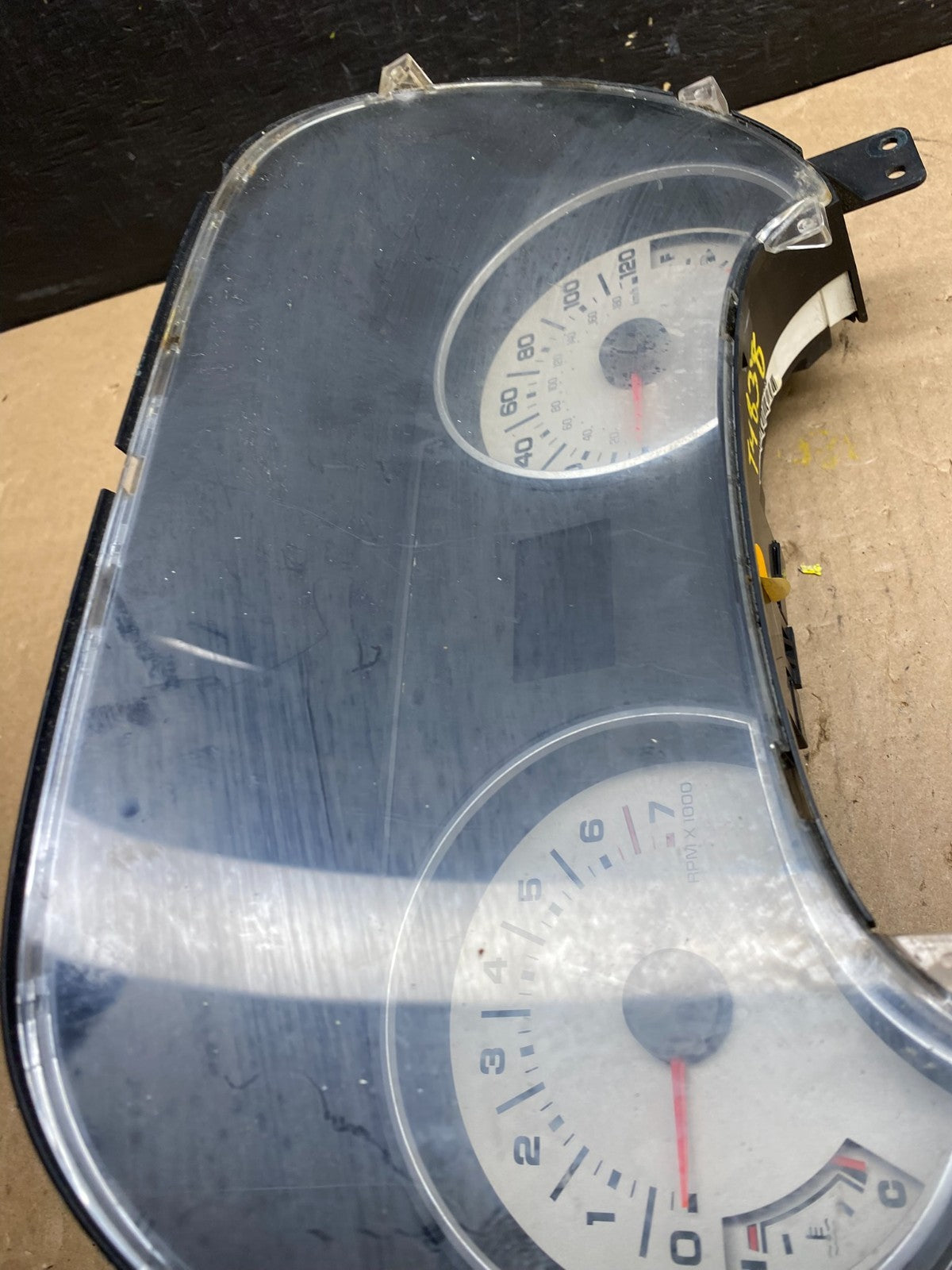 2008 Ford Explorer Speedometer Cluster Gauge t4838 DG3