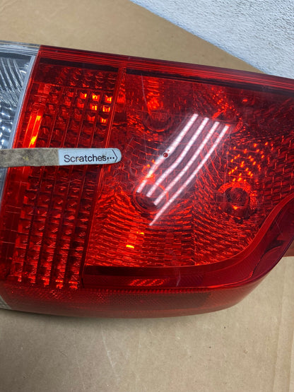 2005 to 2007 Volvo Xc70 V70 Right Passenger RH Side Tail Light AD2560 LK3