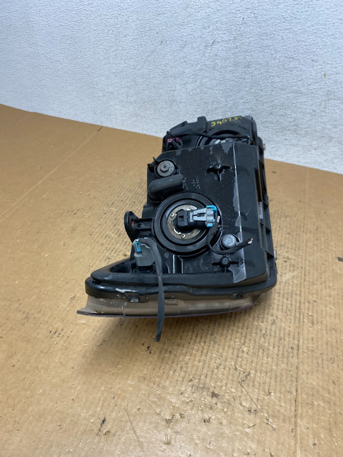 2009 to 2017 Dodge Journey Headlight Left Driver Lh Side Halogen AE2749 DW8