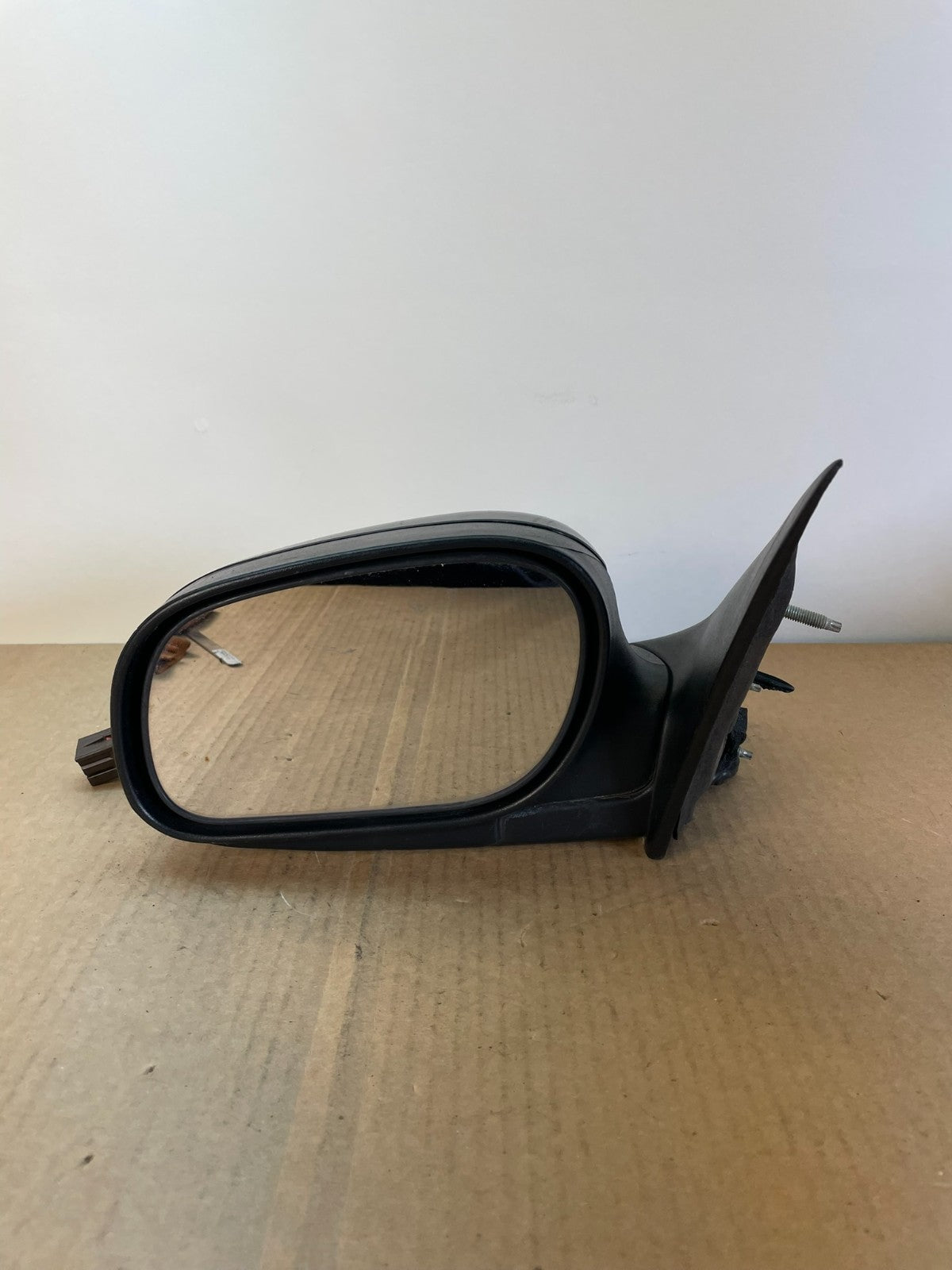 1999 - 2002 Ford Crown Victoria Left Driver LH View Door Mirror AF5474 DW9