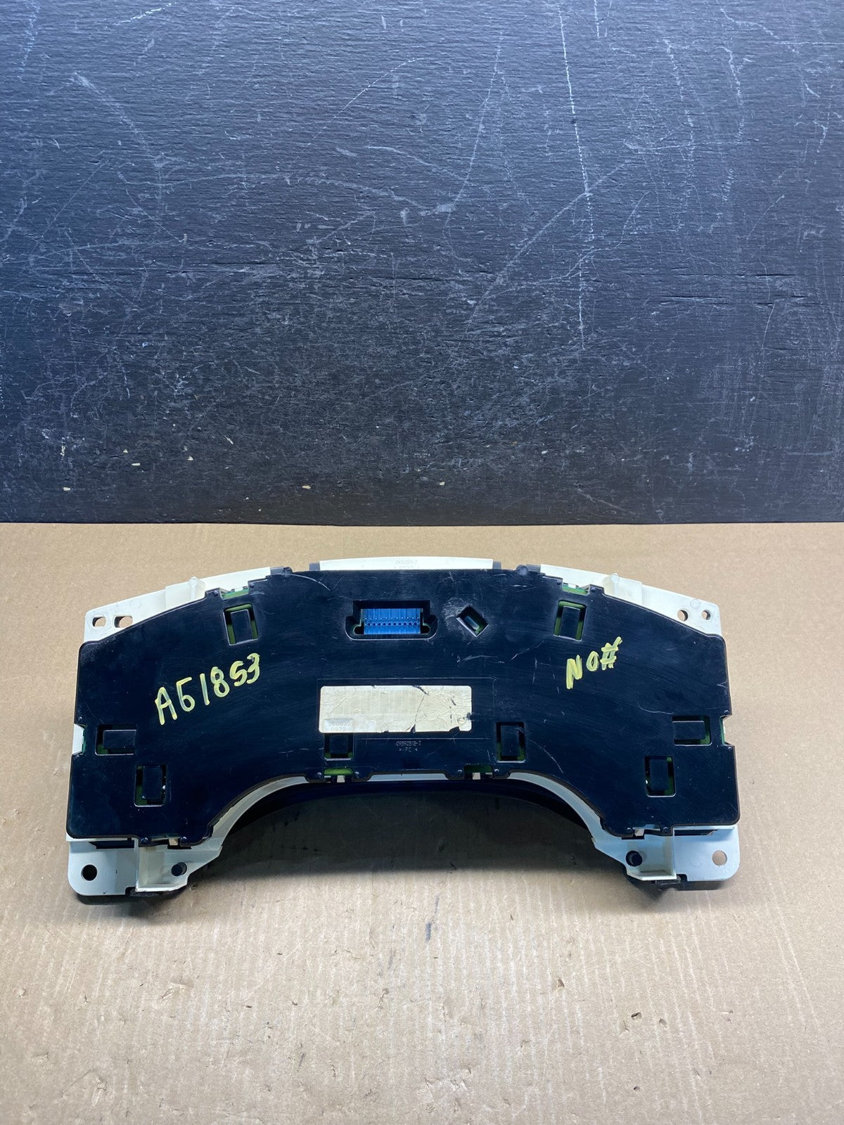 2004 to 2007 Chevrolet Express Speedometer Cluster Gauge AG18534
