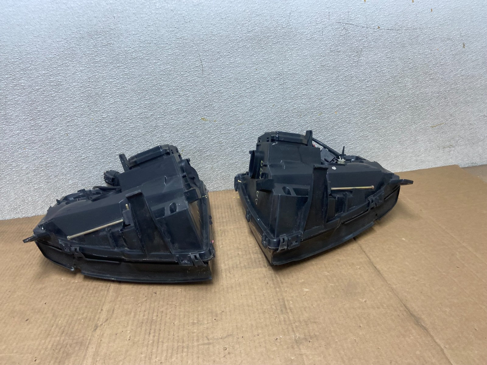 2007 - 2014 Cadillac Escalade Left+Rigt Set Side LED Black Headlights AA6199 DG12