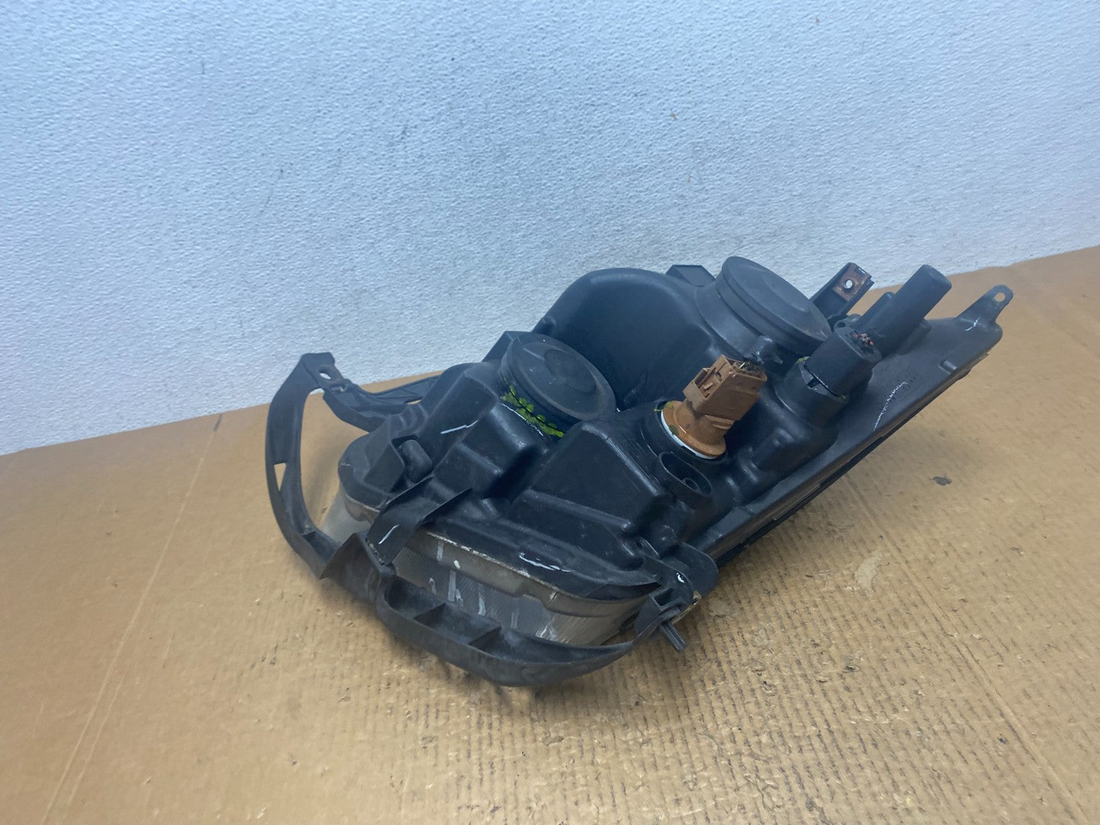 2006 to 2009 Ford Fusion Headlight Right Passenger Rh Side AE2710 DW8