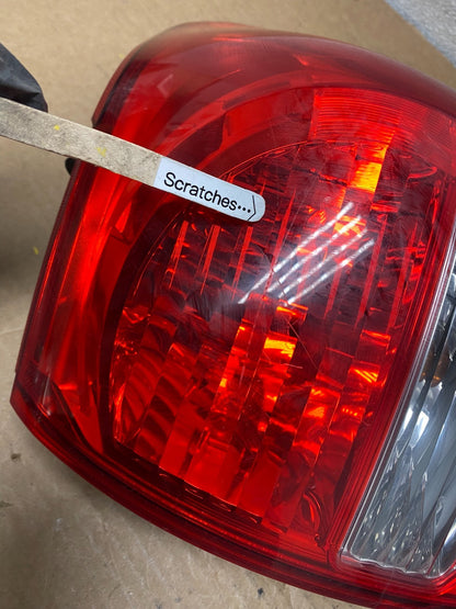 2008 to 2017 Toyota Sequoia Right Passenger RH Tail Light Oem z2610 DG3