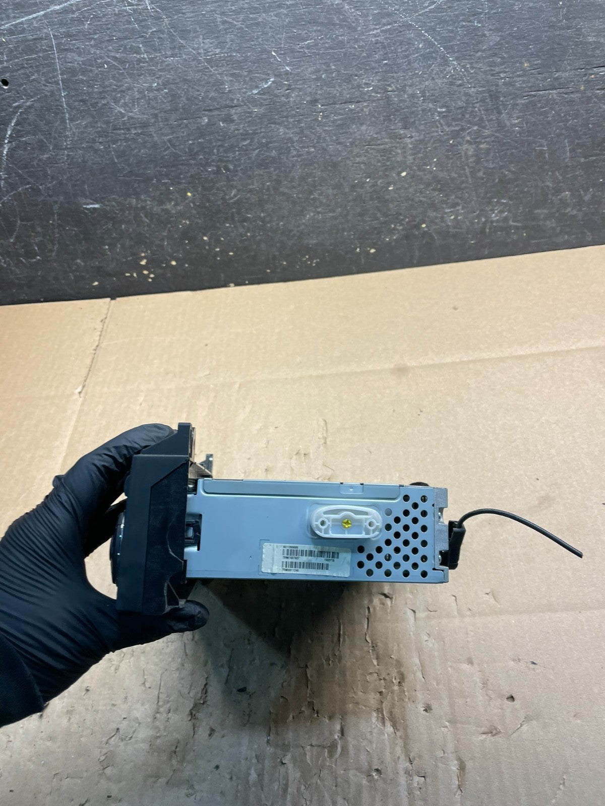2007-2009 Mercedes Dodge Sprinter STEREO Radio OEM A 9068200786 W1323 PS2