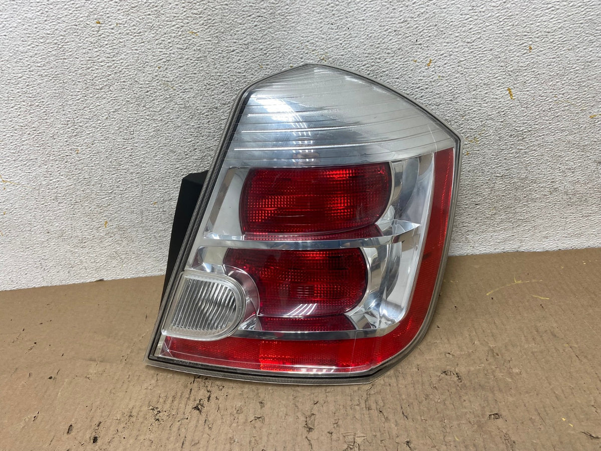 2007 to 2012 Nissan Sentra Right Passenger Rh Side Tail Light AH6604 LK0