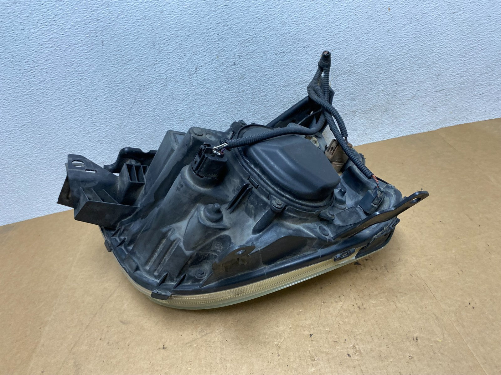 2005 2006 2007 Mercury Montego Left Driver LH Side Headlight Xenon HID AE3233 DW6