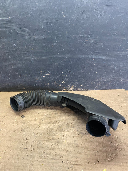 2011 to 2018 Chrysler 300 3.6L Air Intake Duct Tube Cleaner S3533 DG2