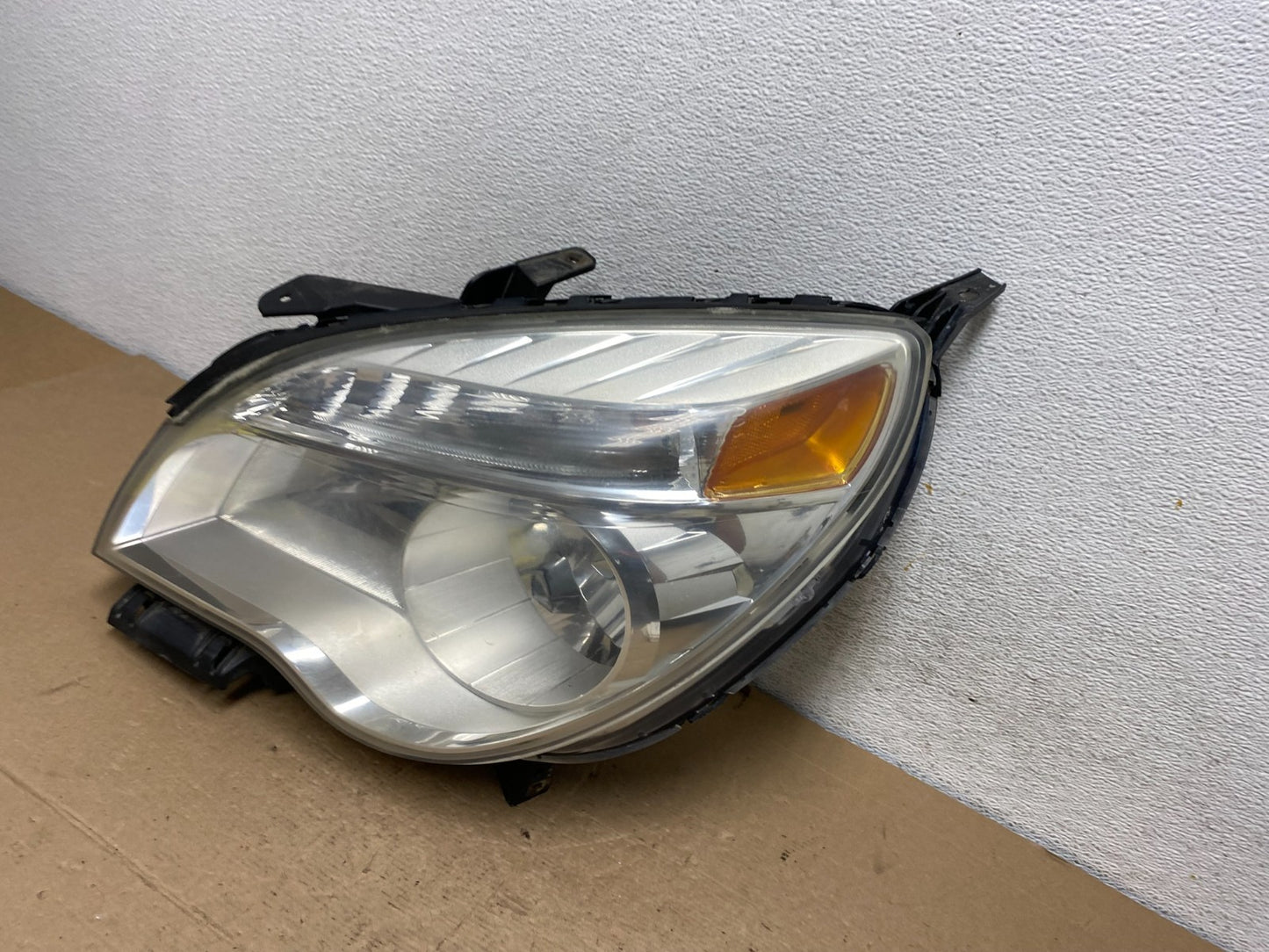 2010-2015 Chevrolet Equinox Halogen Headlight Left Driver LH Side AF4903 DW1