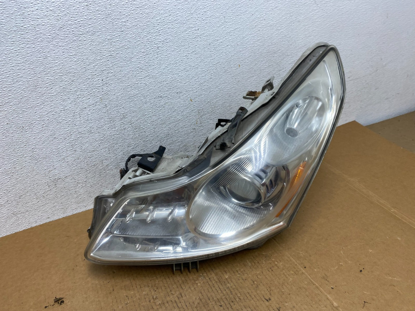 2007-2009 Infiniti G35 G37 Left Driver Hid Xenon Headlight Sedan AD9258 DW2