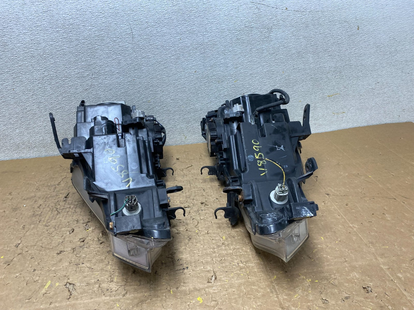 Xenon 2011 2012 2013 2014 Nissan Murano Headlights Left+Right Oem V8590 DW11