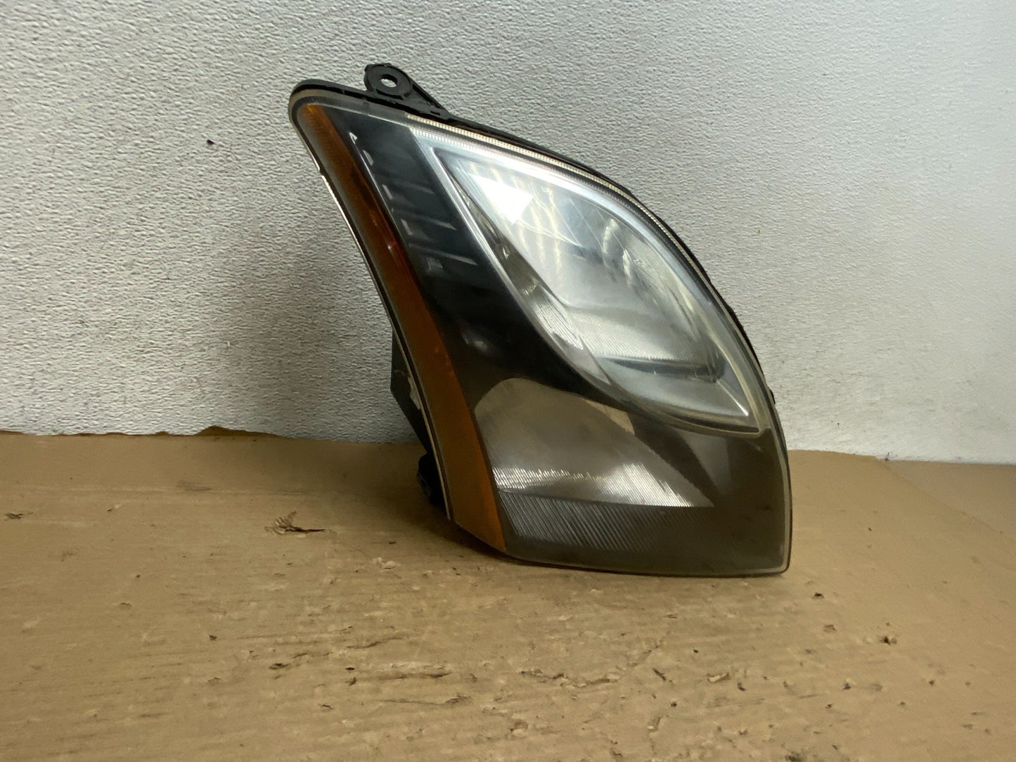 2010 2011 2012 Nissan Sentra Halogen Right Passenger Black Headlight AG8301 DW1