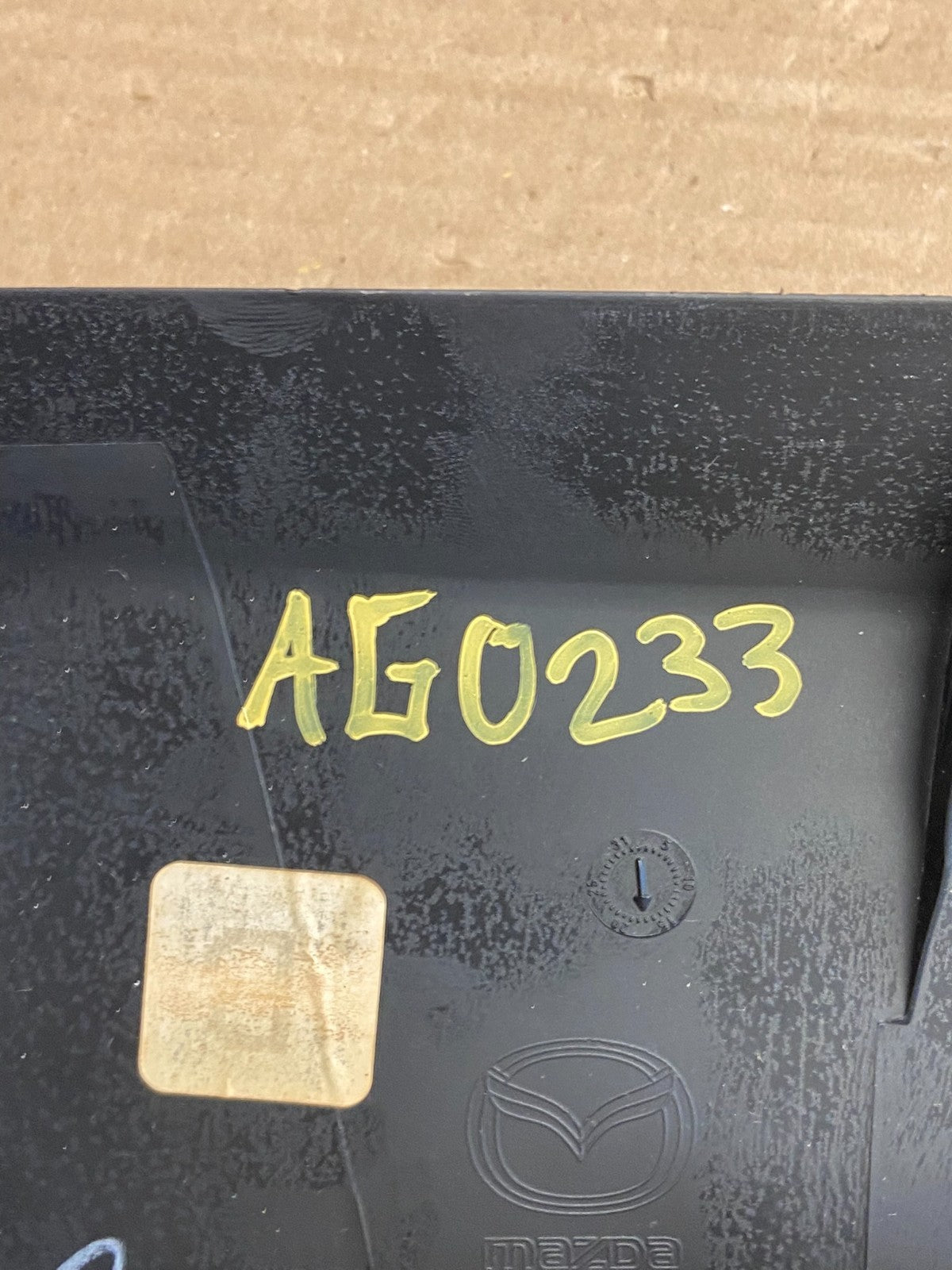 2009 to 2012 Mazda 6 Center Console Dash Dual Air Vent AG0233 DG9