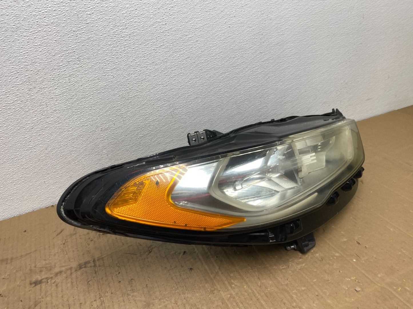 2017 - 2020 Ford Fusion Right Passenger RH Side LED XENON Headlight AB8369 DW2