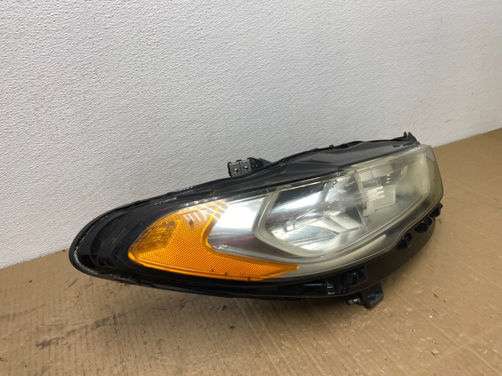 2017 - 2020 Ford Fusion Right Passenger RH Side LED XENON Headlight AB8369 DW2