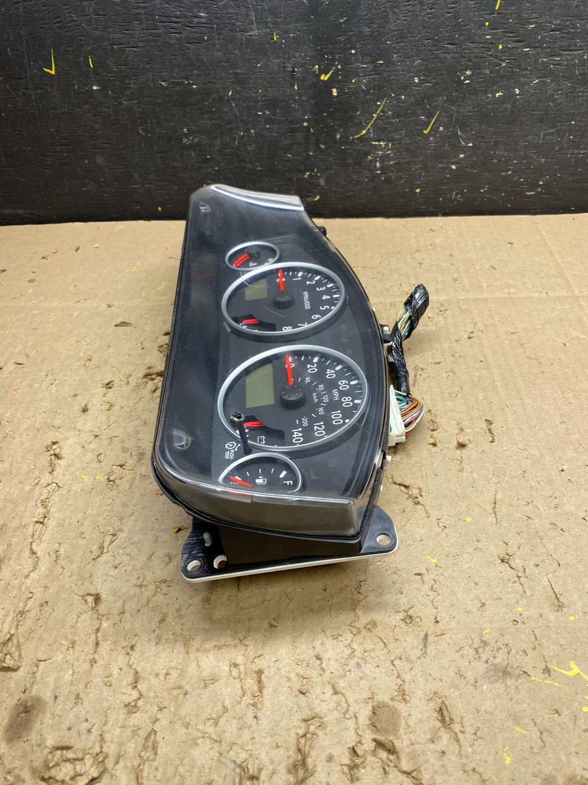 2010 Nissan Pathfinder Speedometer Cluster Gauge OEM U5596 DG3