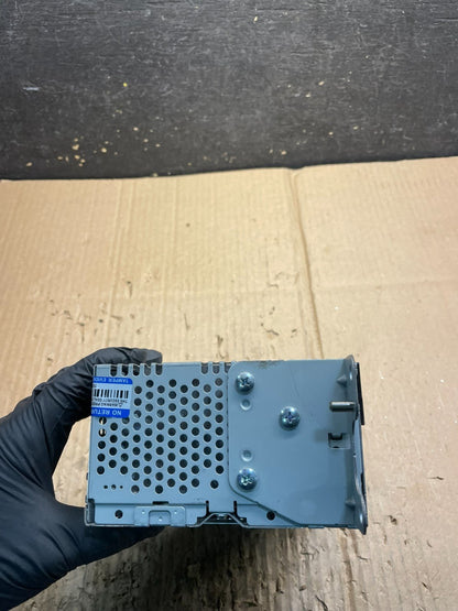 2017 2018 2019 Ford Explorer Audio Equipment Radio Receiver AM FM CD x4147 DG3