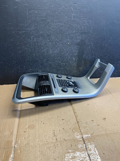 2011 to 2013 Volvo XC60 Climate Control Radio Bezel Panel Trim AH5680 DG1