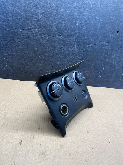 2011 to 2015 Nissan Rogue Heater Temperature AC Climate Control AH4626 DG1