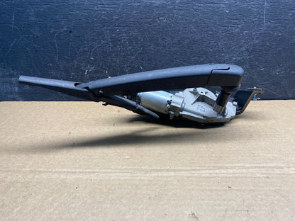 2016 - 2018 Kia Sorento Rear Glass Windshield Wiper Motor AF6884 DG3