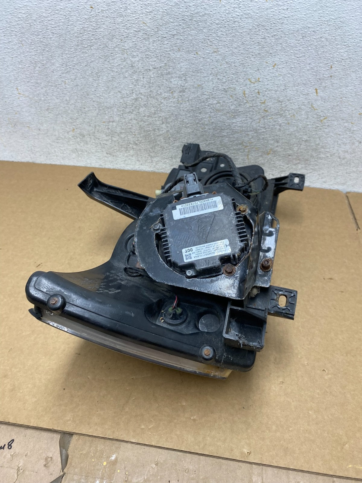 2005-2010 Infiniti Qx56 Left Driver LH Side Hid Xenon Headlight AI2602 DW10