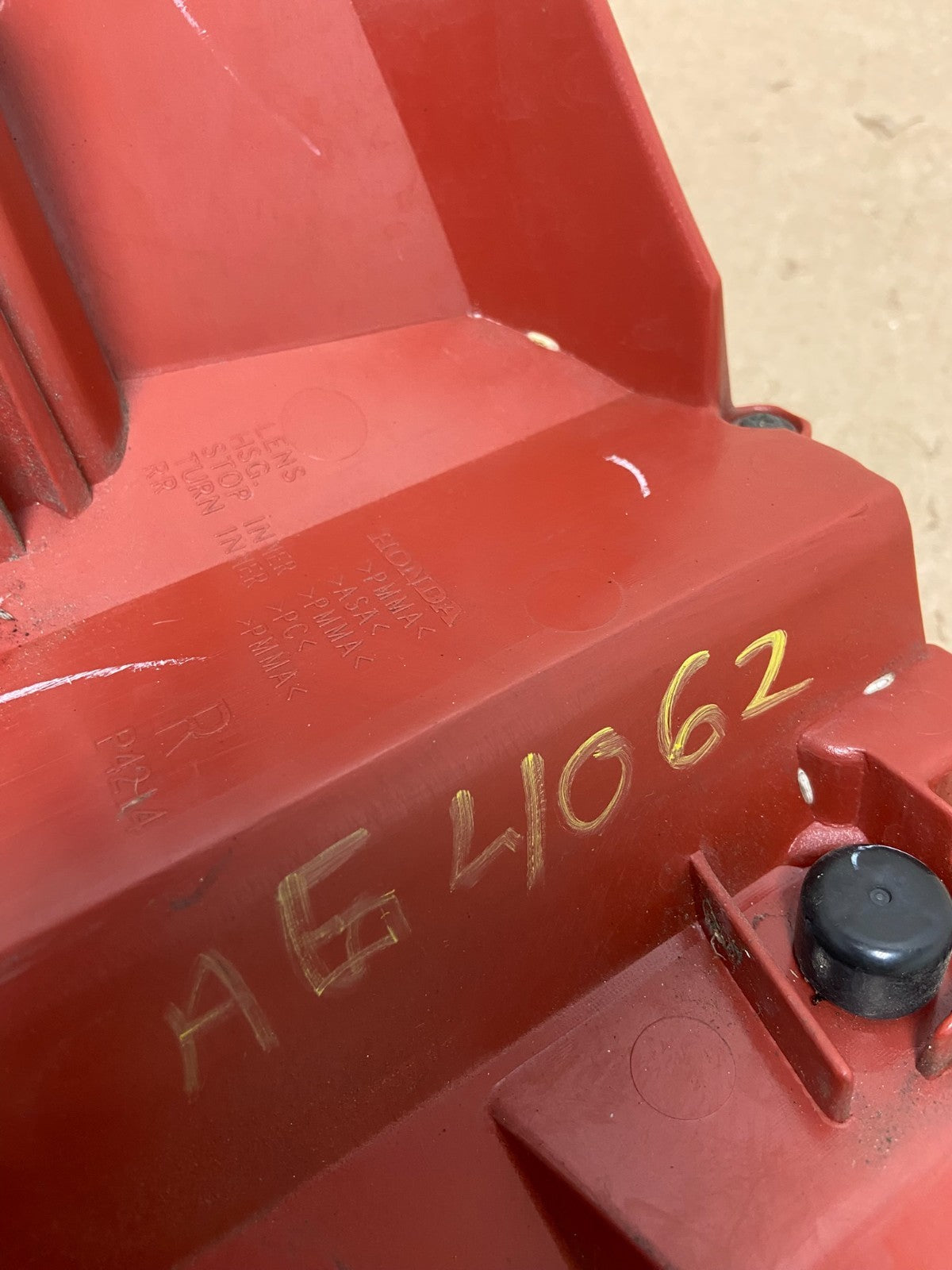 2005 2006 2007 2008 Acura RL Right Passenger Rh Side Tail Light AG40627