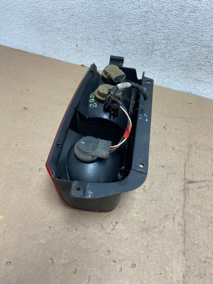 1997 to 2001 Jeep Cherokee Left Driver Side Tail Light AG5508 LK5