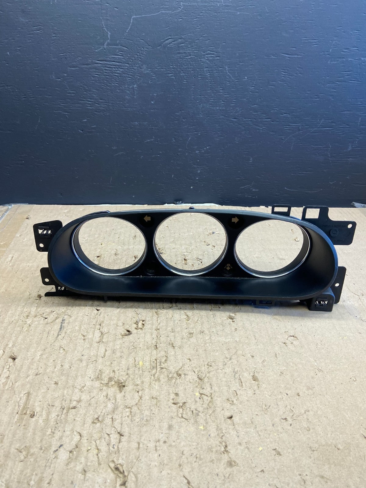 2004 - 2005 Jaguar XJ8 Instrument Cluster Gauge Speedometer Bezel Trim AB5724 DG0