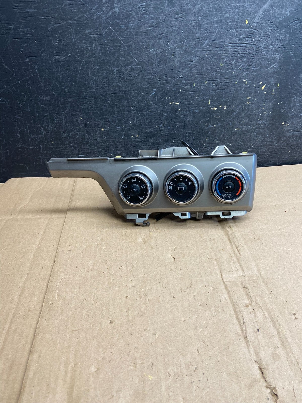 2008-2012 Scion XB AC Heater Climate Control Heater A/C Panel Bezel OE AI6090 DG0