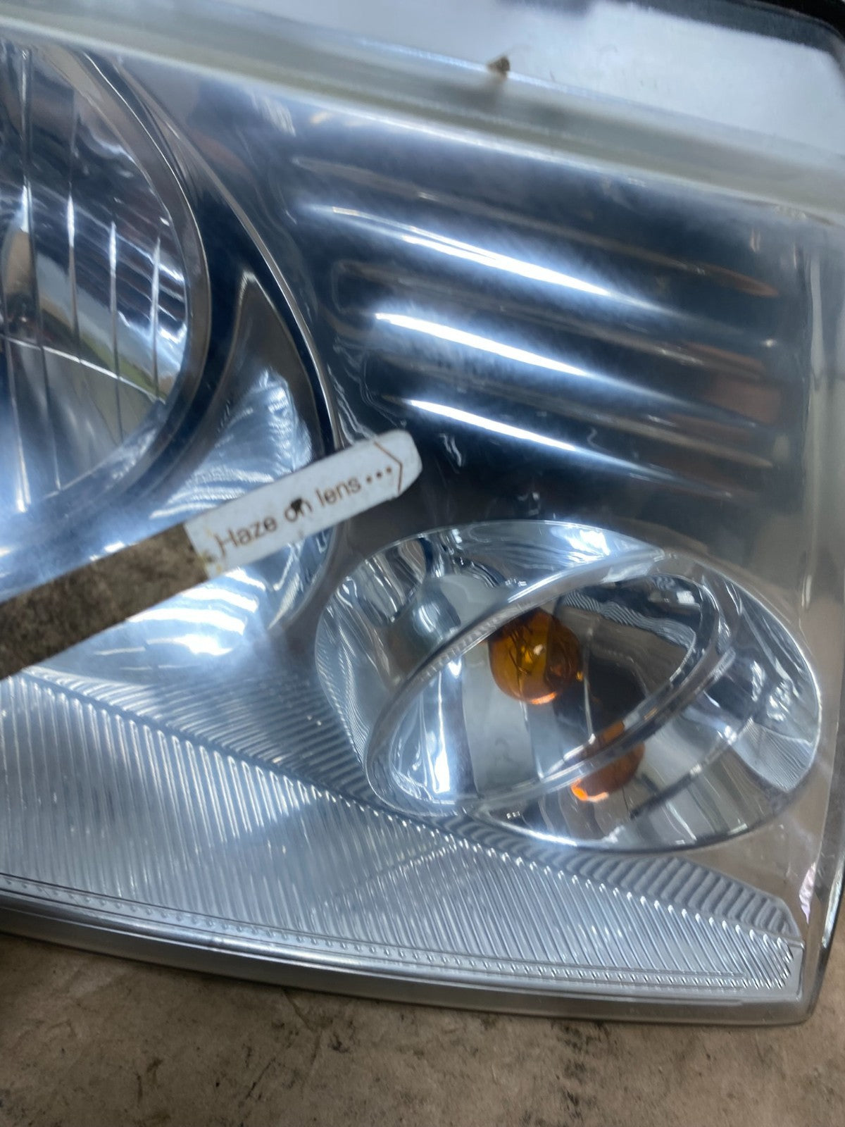 2004 to 2008 Ford F-150 F150 Left+Right Halogen Headlights AI1002 DW6