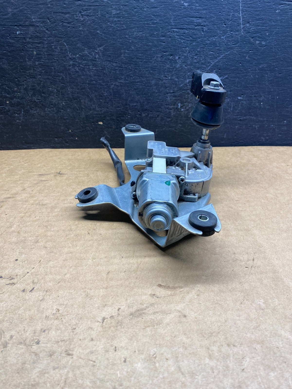2011 to 2017 Nissan Quest Rear Wiper Motor AD75253