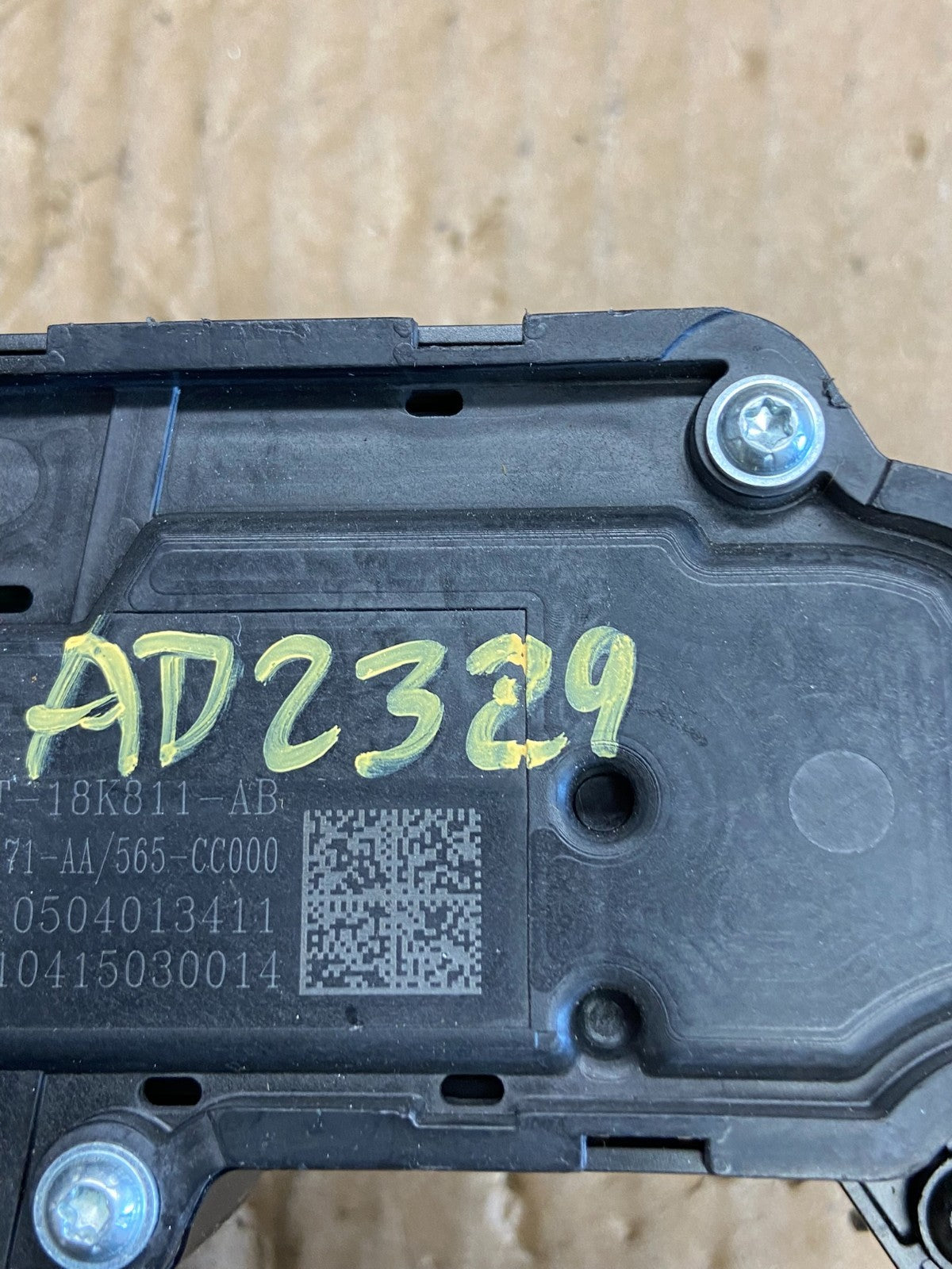 2020 to 2023 Ford Explorer Radio Audio Control Panel ad2329 DG5