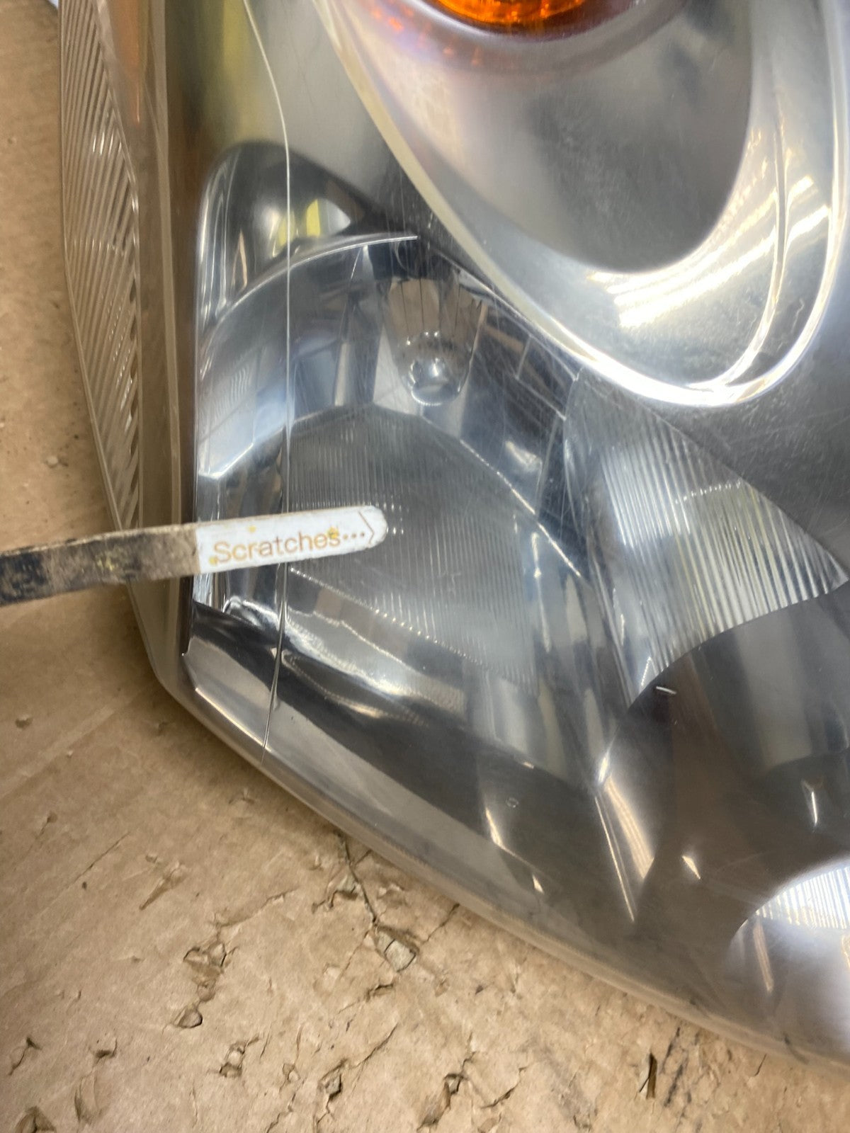 2004 to 2009 Nissan Quest Left+Right Black Headlights AI9258 LK3