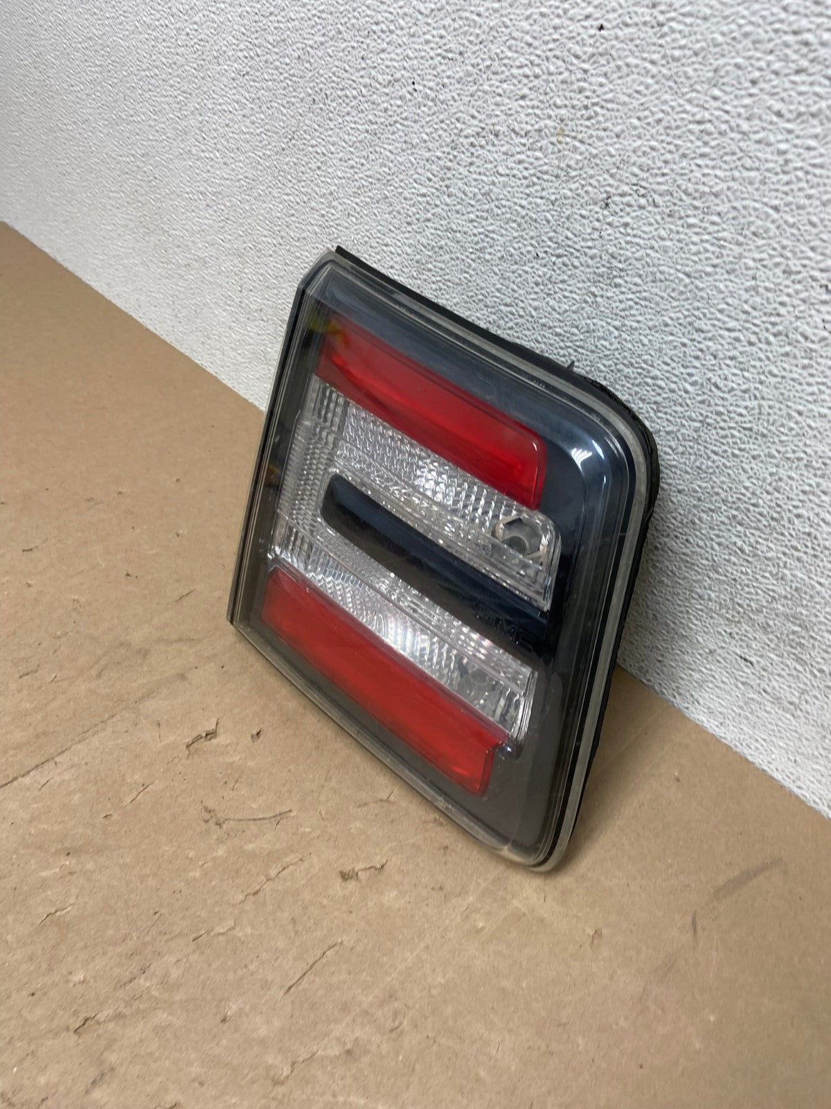 2013 to 2016 GMC Acadia Left Driver LH Side Inner Tail Light AE6851 LK1