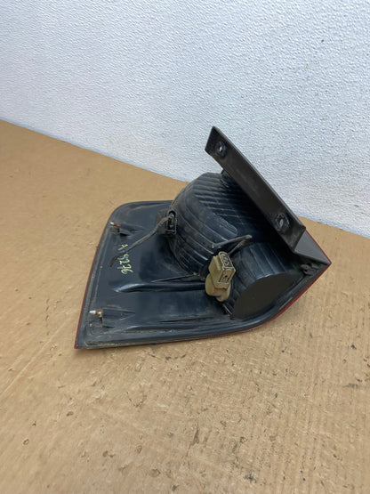 2003 2004 2005 2006 Ford Expedition Right Passenger Rh Tail light AC8276 LK7