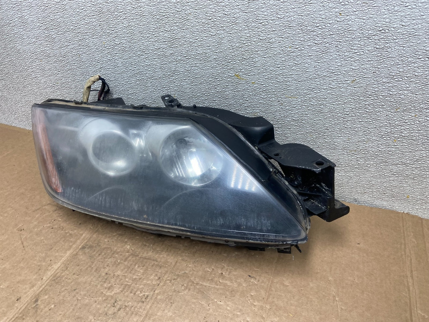 Halogen 2007 to 2009 Mazda CX-7 Right Passenger RH Side Headlight Oem AA1638 DW1