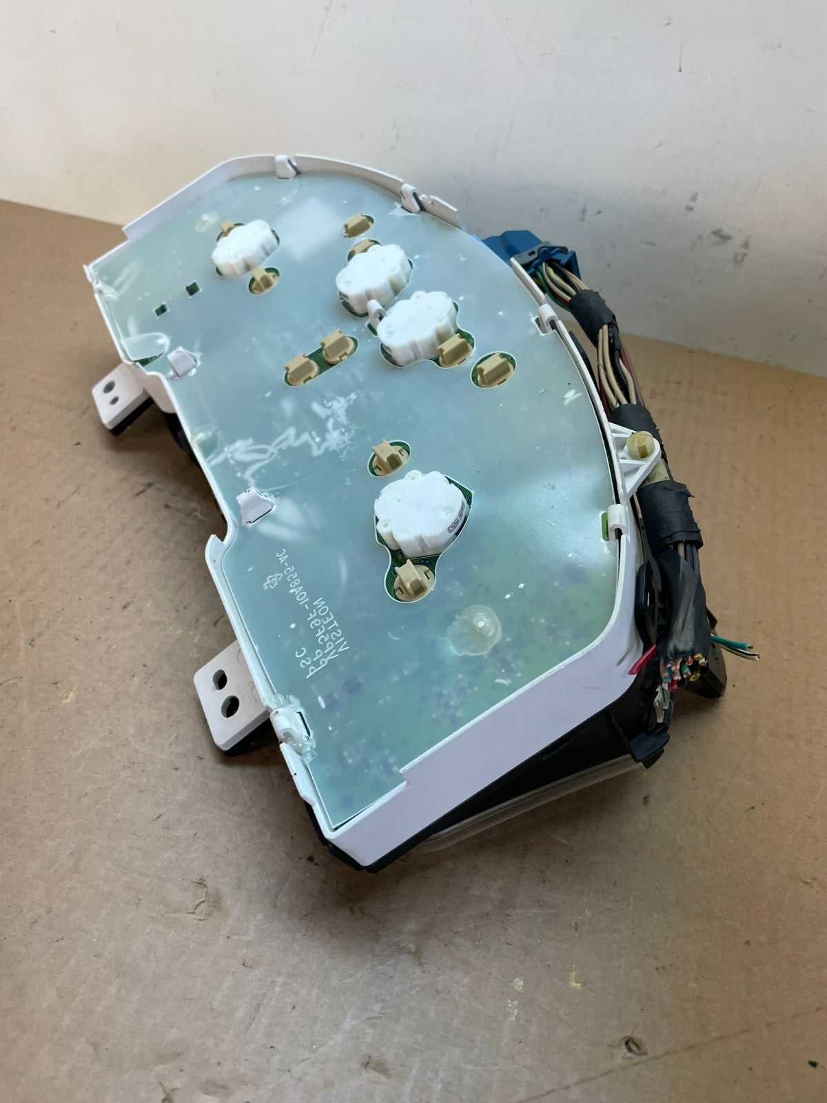 2005 to 2007 Mercury Montego Speedometer Cluster Gauge AI8520 DG5
