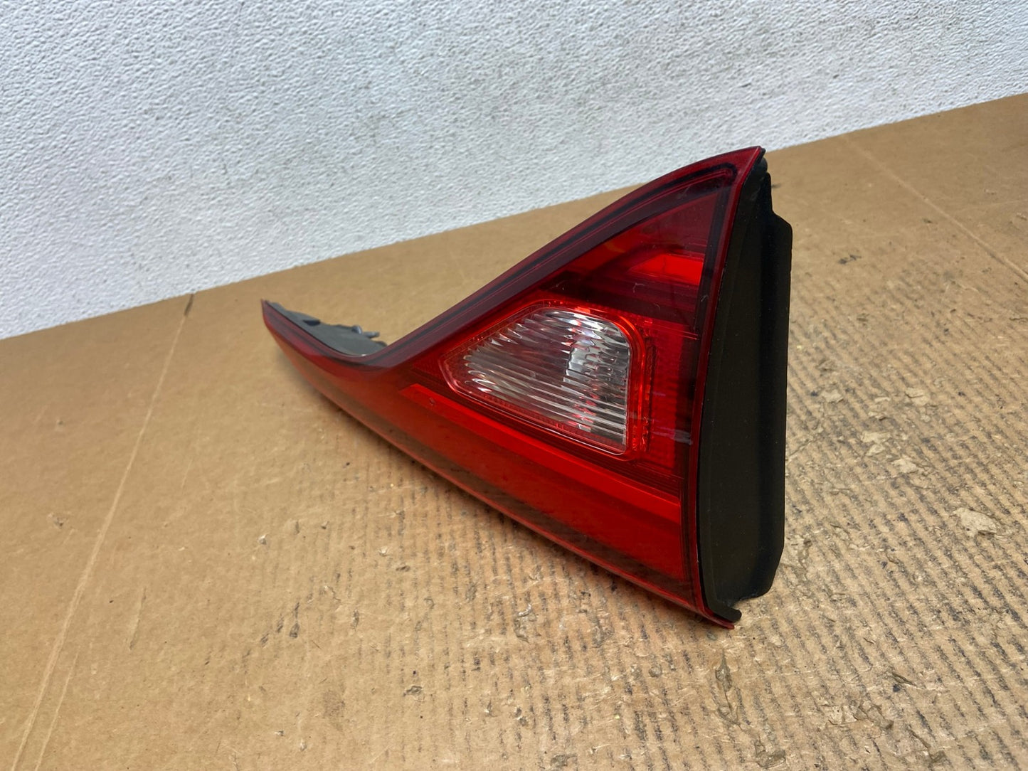 2017 2018 2019 GMC Acadia Left Driver LH Side Inner Tail Light AE2670 LK1