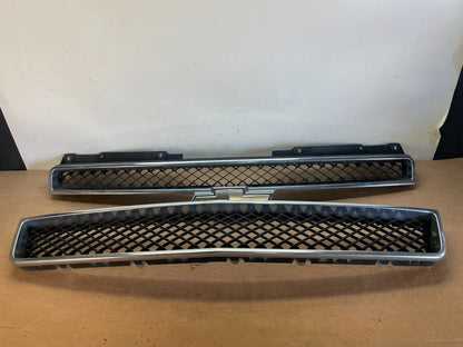 2007 to 2014 Chevrolet Tahoe Suburban Lower Upper Grill Grille Set AF8824 DG0