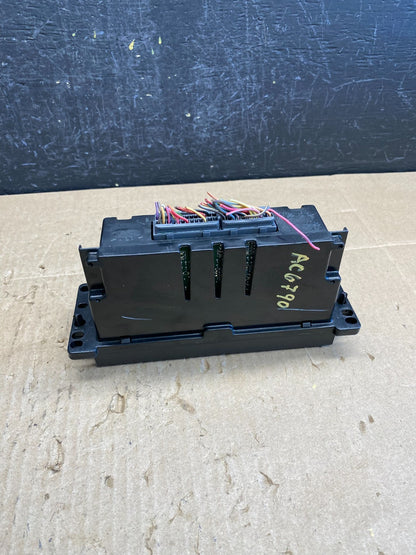 2003 to 2006 Lincoln Town Car Climate Control Panel AC6790 DG4